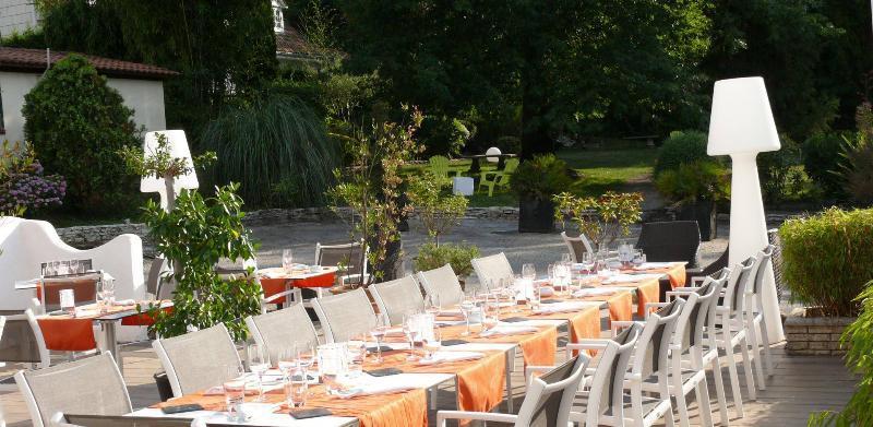 Les Criquets Hotel & Spa Blanquefort  Esterno foto