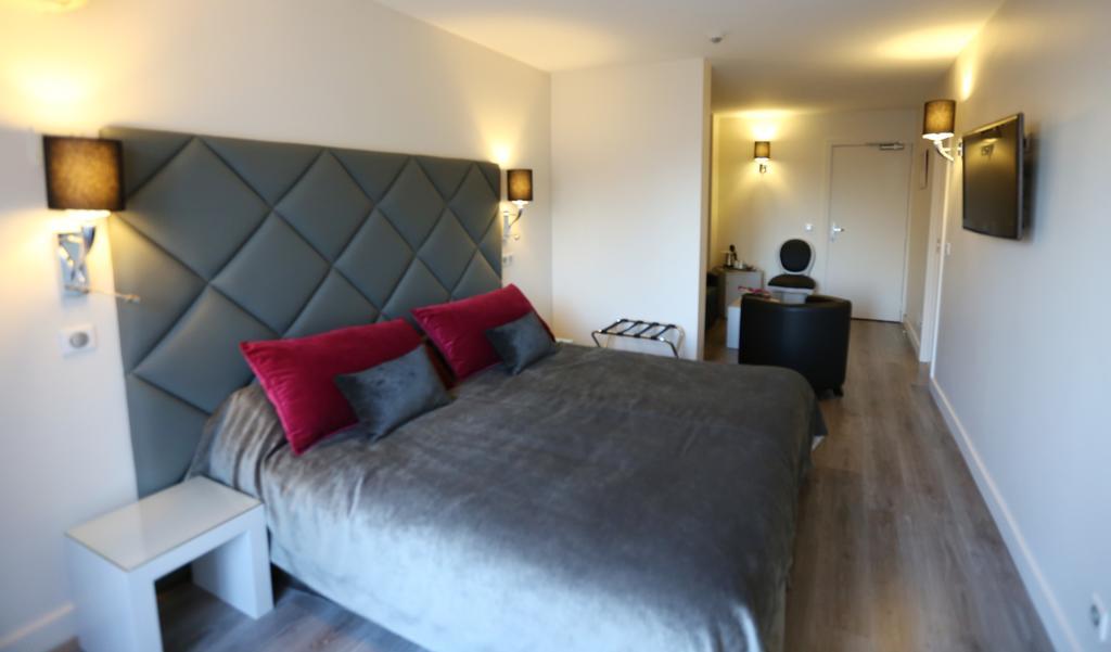 Les Criquets Hotel & Spa Blanquefort  Esterno foto